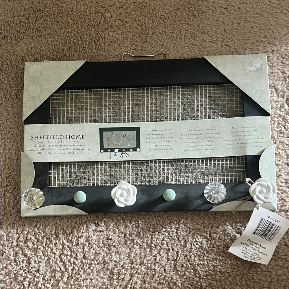 Sheffield Home Jewelry Display
